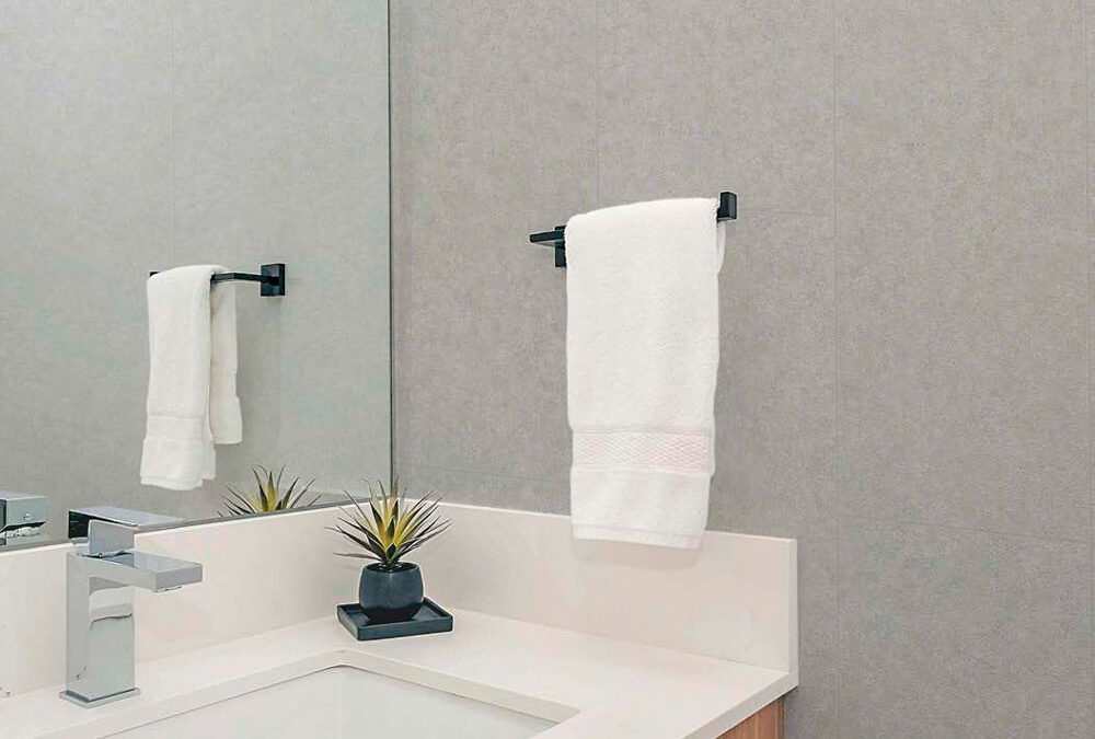 Stone Wall Soft Grey